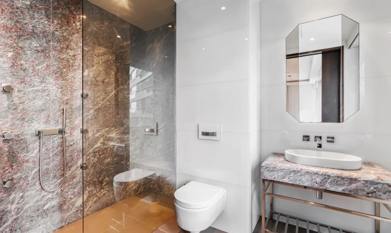 5 Bedroom 4 Bathroom Apartment 16 Queen Elizabeth St SE1 2LP