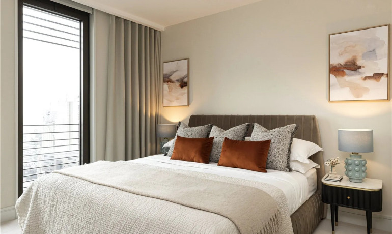 One Bishopsgate Plaza, 80 Houndsditch, City Of London