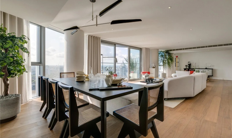 Chelsea Waterfront, Tower West, One Waterfront Drive, London